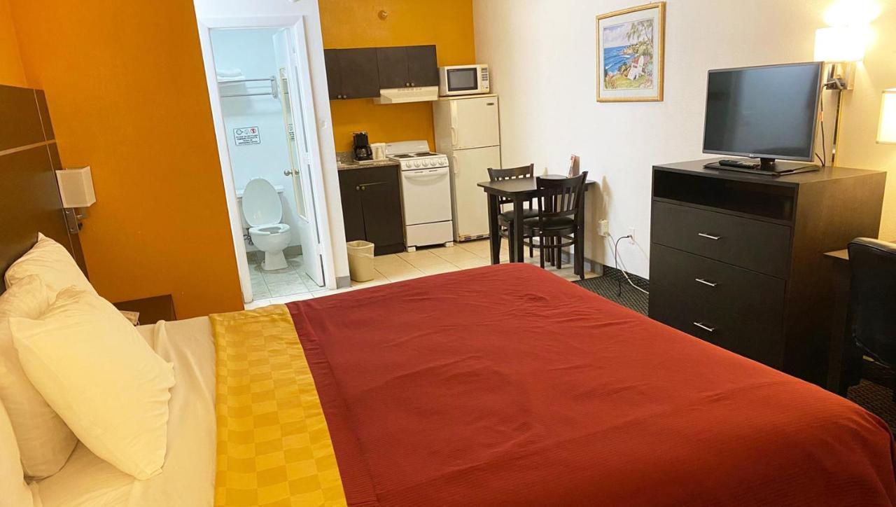 Magnuson Hotel Брадентън Екстериор снимка